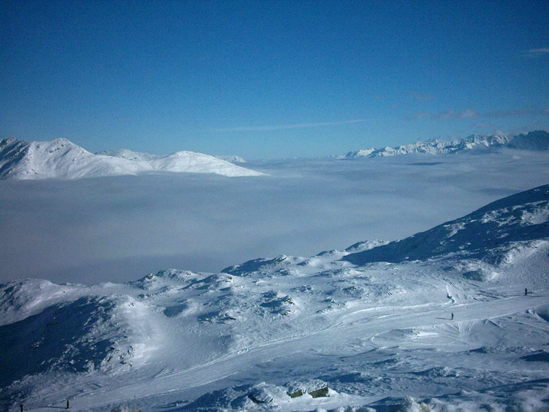 �ber den Woken in den Bergen