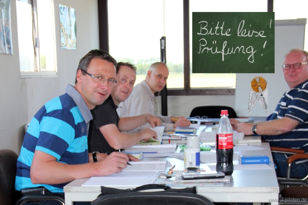 Theoriepr�fung zur Sportpilotenlizenz